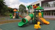 Фандъкова отваря две детски градини за децата на медиците от Covid отделенията