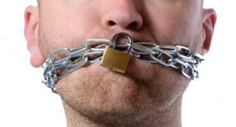 ЕК ще спасява журналисти и НПО от "шамаросването" със съдебни дела