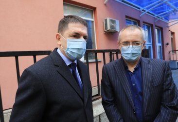 Христо Терзийски и шефът на МВР-болница проф. Ненчо Смилов