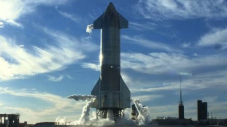 Ракетата на SpaceX за кацане на Марс се взриви при тест в Тексас