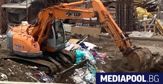 Загробват ли се незаконно строителни отпадъци край строежи в София