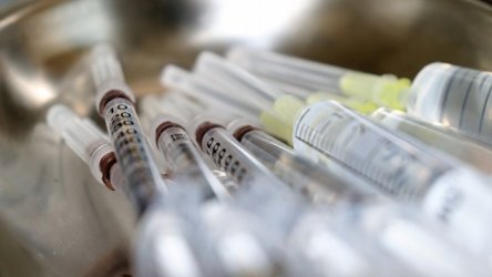 110 000 са се записали за ваксиниране против коронавирус в Сърбия за два дни