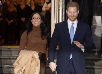 Принц Хари и съпругата му напускат социалните мрежи поради обидни коментари