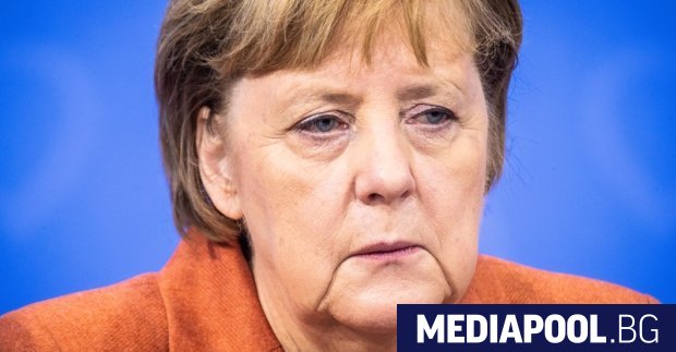 Германският канцлер Ангела Меркел смята заличаването на акаунта в Туитър