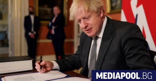 Британският премиер Борис Джонсън заяви че страната му е в