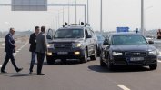 Кола на НСО удари тролей в София