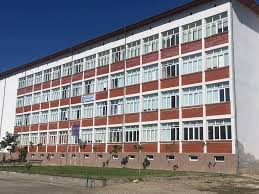 Училище "Никола Вапцаров" в Хаджидимово