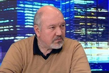 Александър Маринов: Борисов подтиква Радев да наруши конституцията с позиция за Навални