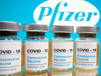 Ваксината на Pfizer/BioNtech губи малко от ефективността си срещу южноафриканския вариант на коронавируса