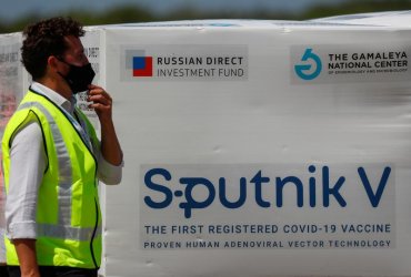 Противоречивата съдба на руската ваксина "Спутник V"