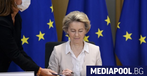 Председателката на Европейската комисия Урсула фон дер Лайен енергично защити