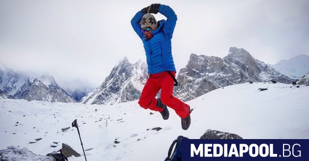 Българският алпинист Атанас Скатов е паднал при слизане от Лагер