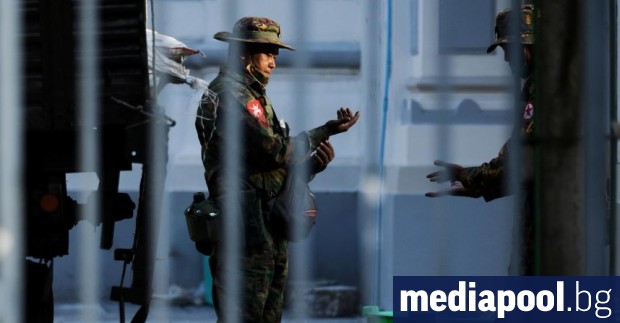 Телевизия на военните в Мианма обяви в понеделник че въоръжените