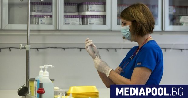 Здравните власти в испанската столица Мадрид преустановиха ваксинирането срещу Covid 19