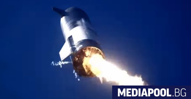 Прототипът на космическия кораб Starship на американската компания SpaceX отново