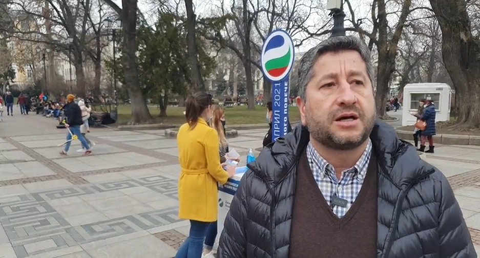 "Демократична България" предлага безвъзмездно да направи е-регистрацията на секции в чужбина