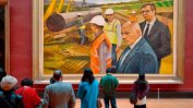 Картината на Борисов до газовата тръба вдъхнови нови "шедьоври" (галерия)
