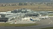 Пътуващи за Швейцария са били блокирани с часове на летище "София"
