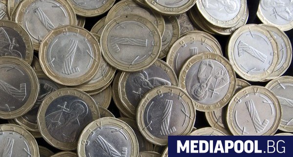 Банковите такси по разплащателни сметки са нараснали през последната година