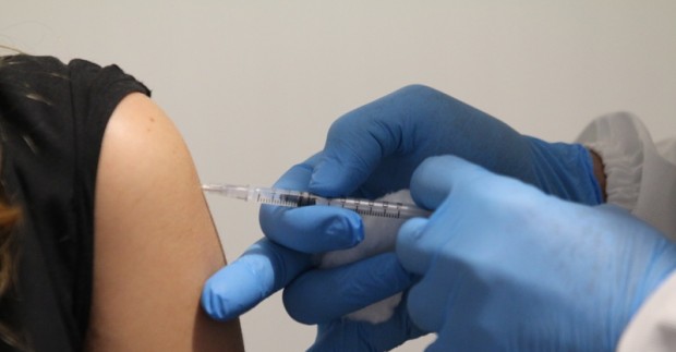 Близо 11 000 души са ваксинирани срещу Covid-19 за последното