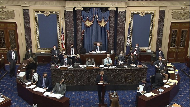 Сенатът заседава втория ден в процеса за импийчмънт срещу Тръмп