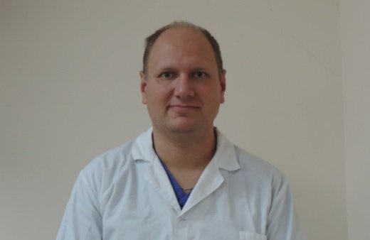 Д-р Велизар Шиваров