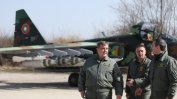 Каракачанов се рее в небето със съветски щурмовик (видео)