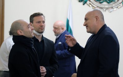 Борисов "уреди" музиканти с 4.2 млн. лв. компенсации за Covid и квота за БГ музика в радиата