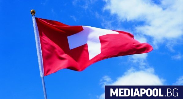 Швейцария въвежда задължителна 10 дневна карантина за пристигащите от България от