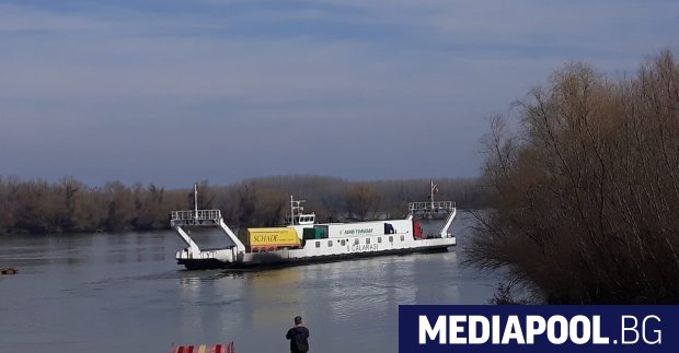 Фериботният комплекс „Силистра – Кълъраш“ от 15 март отново започна