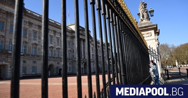 Бъкингамският дворец наруши мълчанието си след обвиненията в расизъм отправени