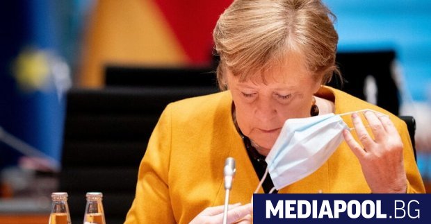 Германската канцлерка Ангела Меркел отмени решението си за по строг локдаун