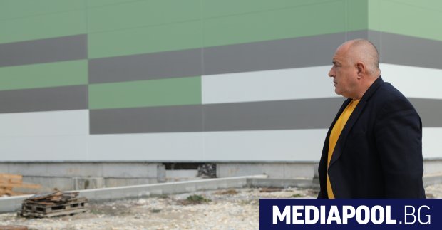 Новият завод на братя Домусчиеви в Разград до месеци ще