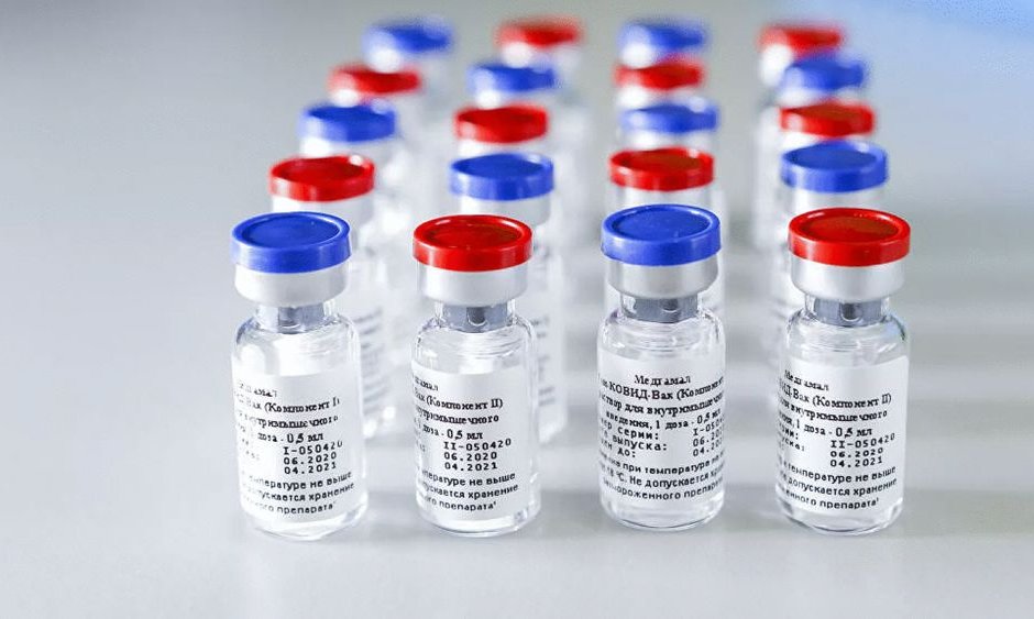 Два милиона руснаци са получили и двете дози от ваксината, още два милиона - само първата