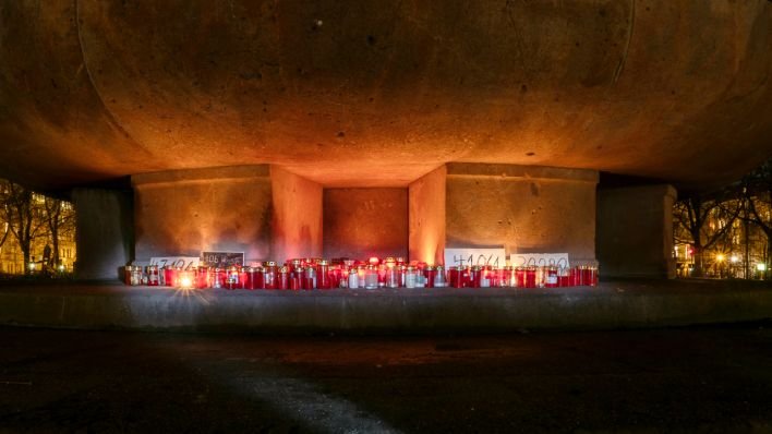 Европейски градове запазиха минута мълчание в памет на жертвите на пандемията