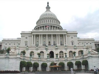 Камарата на представителите в САЩ одобри законопроект за борба с насилието срещу жените