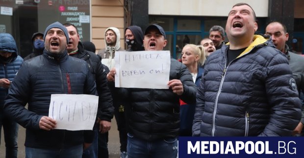 Националният съвет на БСП се събра на присъствен пленум в