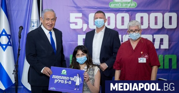 Израел планира втори кръг на ваксинацията срещу коронавирус след шест