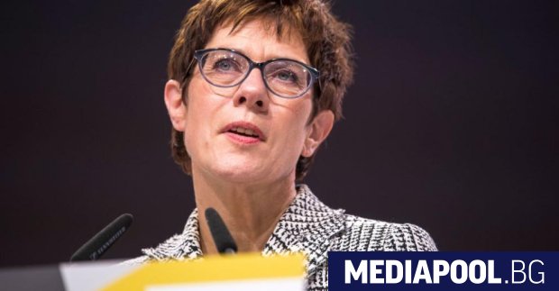 Германската министърка на отбраната Анегрет Крамп Каренбауер обвини Русия в провокации