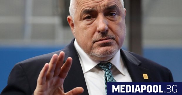 Парламентът ще гласува депозираната преди ден оставка на кабинета Борисов