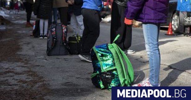 Обществените гимназии в Чикаго се предвижда отново да бъдат отворени