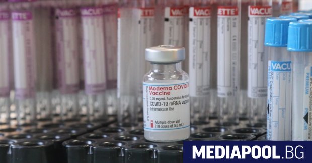 Американската фармацевтична компания Moderna обяви че ваксината ѝ предоставя силна