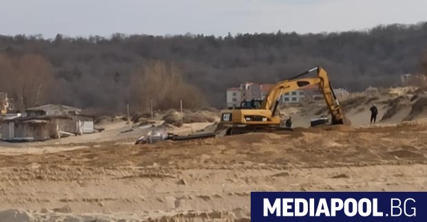 За втора поредна година плаж Смокиня север е разоран от тежка