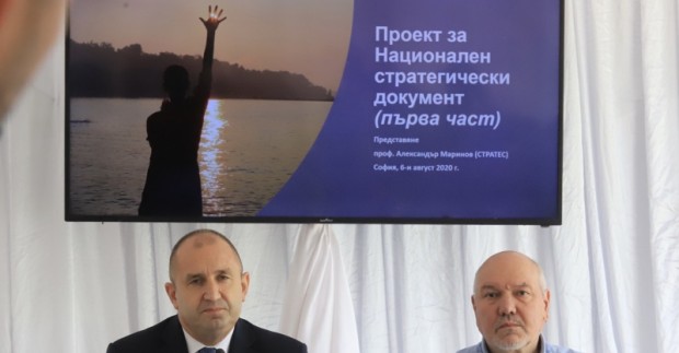 Президентът не е посредник между политическите сили Не виждам особена