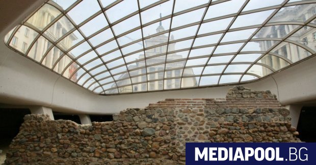 В неделя българите ще гласуват за нов парламент след турбулентна