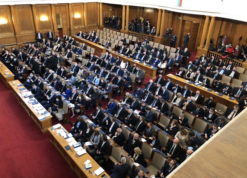 "Демократична България" оглави здравната и финансовата комисия