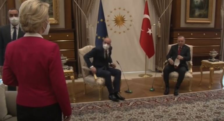 Гаф или капан, но чий? Ердоган не предвиди стол за Фон дер Лайен, Мишел не възрази