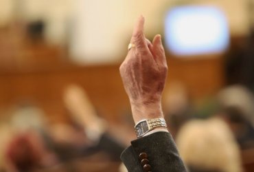 След среднощен спор за мажоритарен вот: НС прие изборните промени