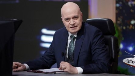 Разместване: как Слави Трифонов и ДБ превземат територии