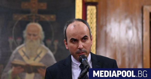 Доцентът по журналистика в УНСС който подаде оставка от